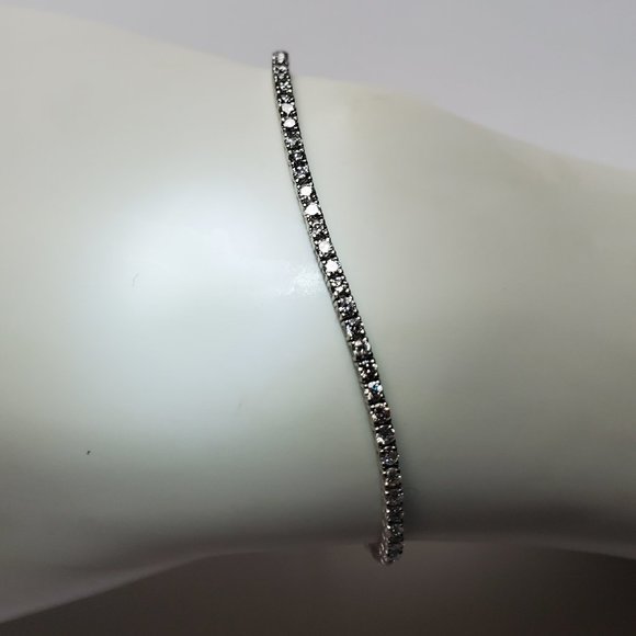 DIAMOND TENNIS BRACELET 14K WHITE GOLD - Picture 3 of 13